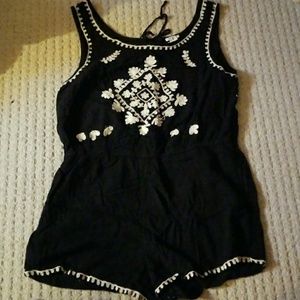 Forever 21 black Romper Size M